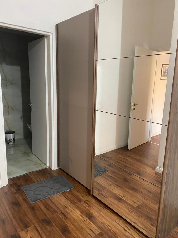 Tirana Apartament Bagian luar foto
